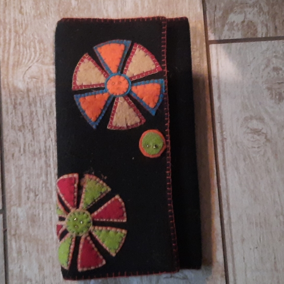 clutches - Picture 2 of 4